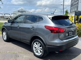 2018 Nissan Rogue Sport S (2018.5) Sport Utility 4d - Image 4