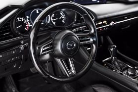2019 MAZDA MAZDA3 HATCHBACK 4-CYL, SKYACTIV-G, 2.5 LITER PREMIUM HATCHBACK 4D