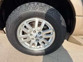 2014 FORD EXPEDITION SUV V8, FLEX FUEL, 5.4 LITER XLT SPORT UTILITY 4D