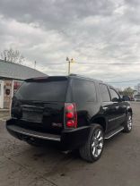 2010 GMC YUKON SUV V8, FLEX FUEL, 6.2 LITER DENALI SPORT UTILITY 4D