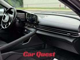 2021 Hyundai Elantra - Image 18