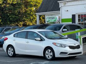 2015 KIA FORTE SEDAN 4-CYL, 1.8 LITER LX SEDAN 4D