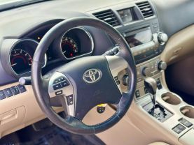 2011 TOYOTA HIGHLANDER SUV V6, 3.5 LITER SPORT UTILITY 4D