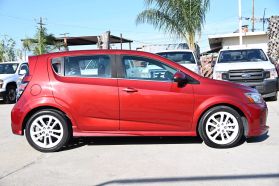 2017 CHEVROLET SONIC HATCHBACK 4-CYL, TURBO, 1.4 LITER LT HATCHBACK 4D