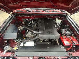 2010 TOYOTA FJ CRUISER SUV V6, 4.0 LITER SPORT UTILITY 2D