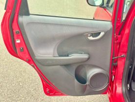 2013 HONDA FIT HATCHBACK 4-CYL, I-VTEC, 1.5 LITER HATCHBACK 4D