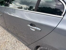 2018 VOLVO S60 SEDAN 4-CYL, DRIVE-E, TURBO, 2.0 LITER T5 INSCRIPTION SEDAN 4D at T&T Repairables - used car dealership in Spencer, Indiana.