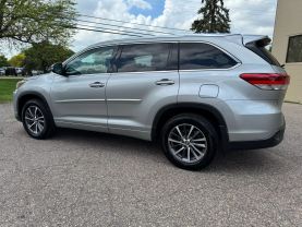 2018 TOYOTA HIGHLANDER SUV V6, 3.5 LITER XLE SPORT UTILITY 4D