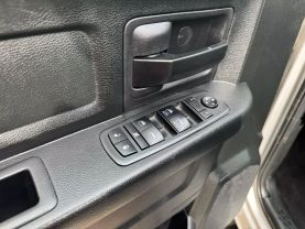 2018 RAM 1500 CREW CAB PICKUP V8, HEMI, 5.7 LITER TRADESMAN PICKUP 4D 6 1/3 FT