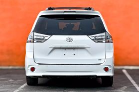 2012 TOYOTA SIENNA VAN - AUTOMATIC - Gentle Carmen Auto