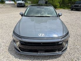 2024 HYUNDAI SONATA HYBRID SEDAN 4-CYL, HYBRID, GDI, 2.0 LITER LIMITED SEDAN 4D at T&T Repairables - used car dealership in Spencer, Indiana.
