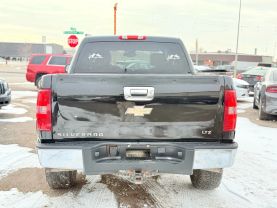 2009 CHEVROLET SILVERADO 1500 CREW CAB PICKUP V8, FLEX FUEL, 5.3 LITER LTZ PICKUP 4D 5 3/4 FT
