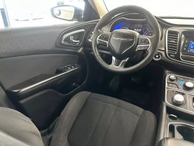 2016 CHRYSLER 200