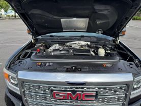 2019 GMC SIERRA 3500 HD CREW CAB PICKUP V8, TURBO DIESEL, 6.6 LITER DENALI PICKUP 4D 6 1/2 FT