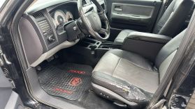 2011 RAM DAKOTA CREW CAB PICKUP V8, FLEX FUEL, 4.7 LITER LARAMIE PICKUP 4D 5 1/4 FT