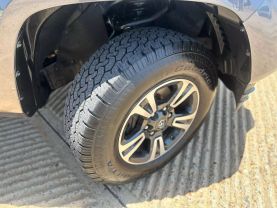 2016 TOYOTA TACOMA DOUBLE CAB PICKUP 4-CYL, 2.7 LITER SR5 PICKUP 4D 5 FT