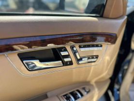 2012 MERCEDES-BENZ S-CLASS SEDAN V8, TWIN TURBO, 4.6 LITER S 550 SEDAN 4D