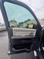 2012 RAM 1500 QUAD CAB PICKUP V8, HEMI, 5.7 LITER SLT PICKUP 4D 6 1/3 FT