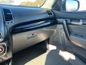 2014 KIA SORENTO SUV V6, GDI, 3.3 LITER SX SPORT UTILITY 4D