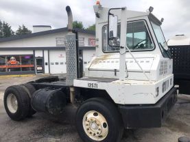 2004 OTTAWA YT30 YARD DOG SHAG TRUCK - -