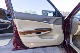 2010 HONDA ACCORD SEDAN 4-CYL, I-VTEC, 2.4 LITER EX-L SEDAN 4D