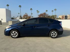 2013 TOYOTA PRIUS HATCHBACK 4-CYL, HYBRID, 1.8 LITER ONE HATCHBACK 4D