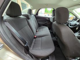 2017 Ford Focusse Sedan 4d - Image 13
