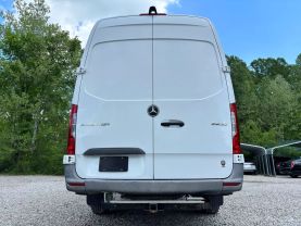 2019 MERCEDES-BENZ SPRINTER 2500 CREW CARGO 4-CYL, TURBO, 2.0 LITER HIGH ROOF W/170" WB VAN 3D at T&T Repairables - used car dealership in Spencer, Indiana.
