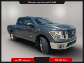 2017 NISSAN TITAN CREW CAB PICKUP V8, 5.6 LITER SV PICKUP 4D 5 1/2 FT
