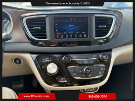 2021 CHRYSLER VOYAGER VAN V6, 3.6 LITER LXI MINIVAN 4D