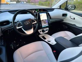 2017 TOYOTA PRIUS PRIME