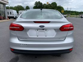 2018 FORD FOCUS SE CARS/SUV 4-CYL, 2.0 LITER SE SEDAN 4D - Eddies Auto Sales