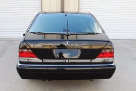 1998 MERCEDES-BENZ S-CLASS SEDAN V8, 4.2 LITER S 420 SEDAN 4D