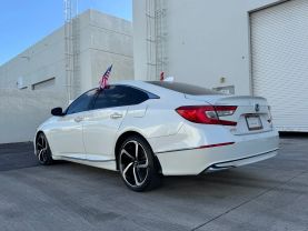 2022 HONDA ACCORD HYBRID SEDAN 4-CYL, HYBRID, I-VTEC, 2.0 LITER TOURING SEDAN 4D