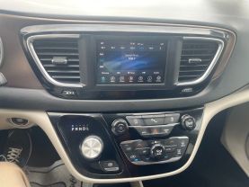 2019 CHRYSLER PACIFICA