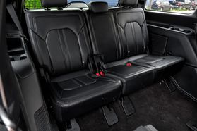 2020 Ford Expedition - Image 55