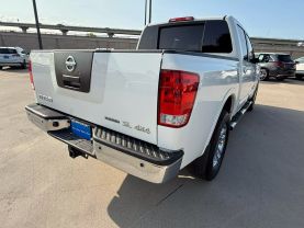 2012 NISSAN TITAN CREW CAB PICKUP V8, FLEX FUEL, 5.6 LITER SL PICKUP 4D 5 1/2 FT
