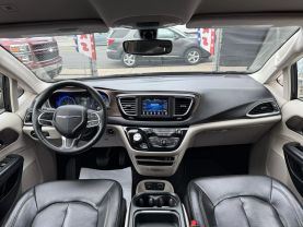2018 CHRYSLER PACIFICA VAN V6, 3.6 LITER TOURING L MINIVAN 4D