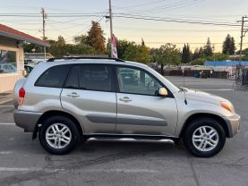 2001 TOYOTA RAV4
