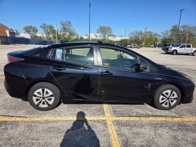 2017 Toyota Prius - Image 8