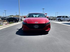 2023 HYUNDAI ELANTRA SEDAN 4-CYL, SULEV, 2.0 LITER SEL SEDAN 4D - The Auto Lot