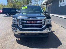 2018 GMC SIERRA 1500 CREW CAB PICKUP V8, ECOTEC3, 5.3 LITER SLT PICKUP 4D 5 3/4 FT