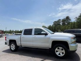 2018 Chevrolet Silverado 1500 Crew Cab Z71 Lt Pickup 4d 5 3/4 Ft - Image 8
