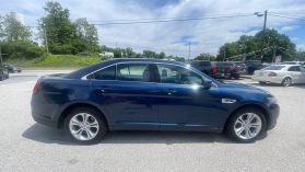2017 Ford Taurus Sel Sedan 4d - Image 5