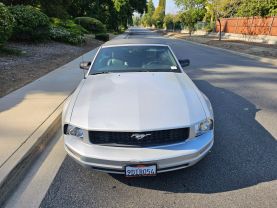 2005 FORD MUSTANG DELUXE CONVERTIBLE 2D