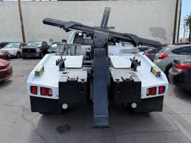 2016 RAM 5500 REGULAR CAB & CHASSIS CAB CHASSIS 6-CYL, TURBO DSL, 6.7L SLT CAB & CHASSIS 2D