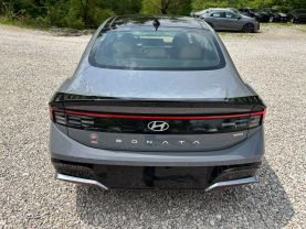 2024 HYUNDAI SONATA HYBRID SEDAN 4-CYL, HYBRID, GDI, 2.0 LITER LIMITED SEDAN 4D at T&T Repairables - used car dealership in Spencer, Indiana.