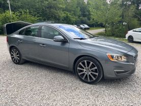 2018 VOLVO S60 SEDAN 4-CYL, DRIVE-E, TURBO, 2.0 LITER T5 INSCRIPTION SEDAN 4D at T&T Repairables - used car dealership in Spencer, Indiana.