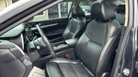 2017 Nissan Maxima - Image 14