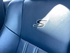 2014 Chrysler 300 - Image 19